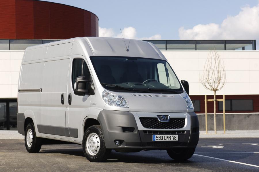  Peugeot Boxer 2006 года  (фото 54 из 81)